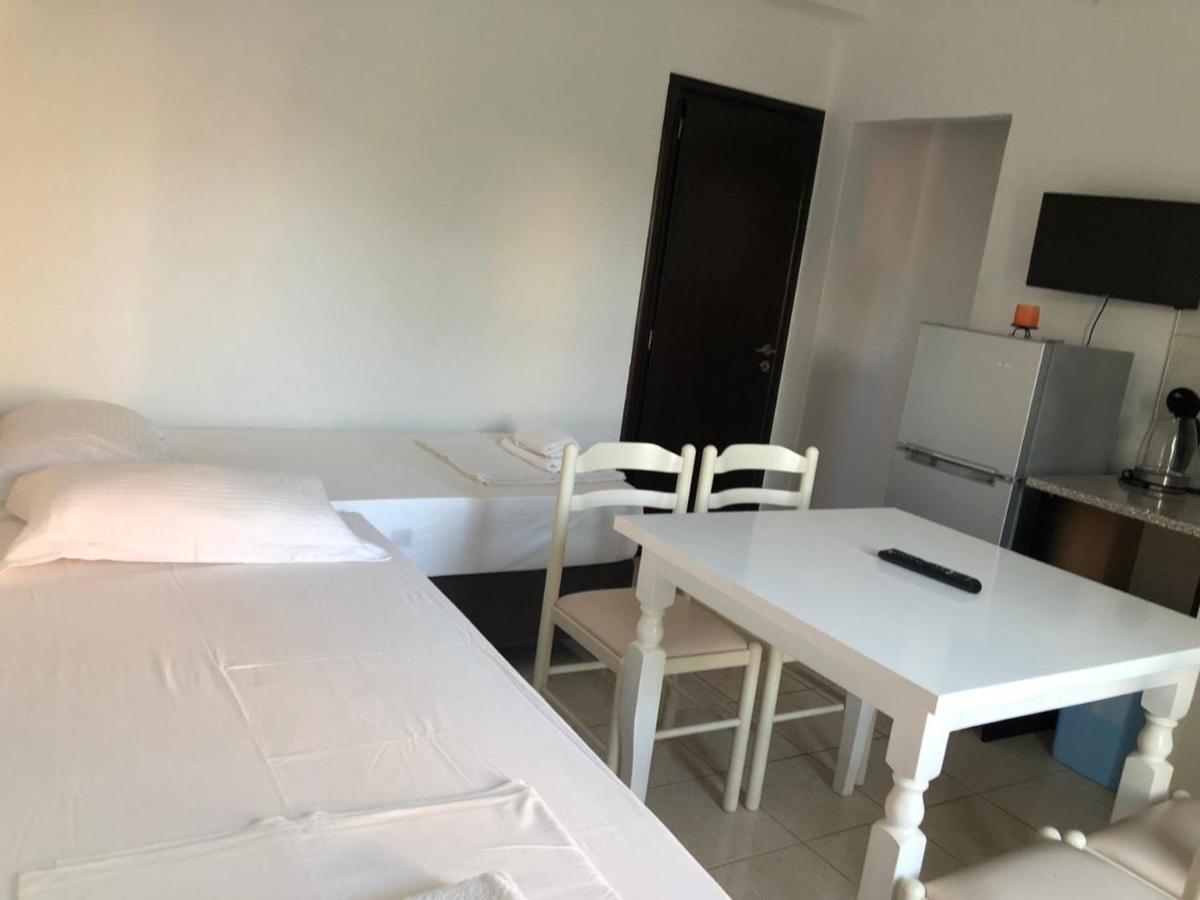 Apartament Zotaj *